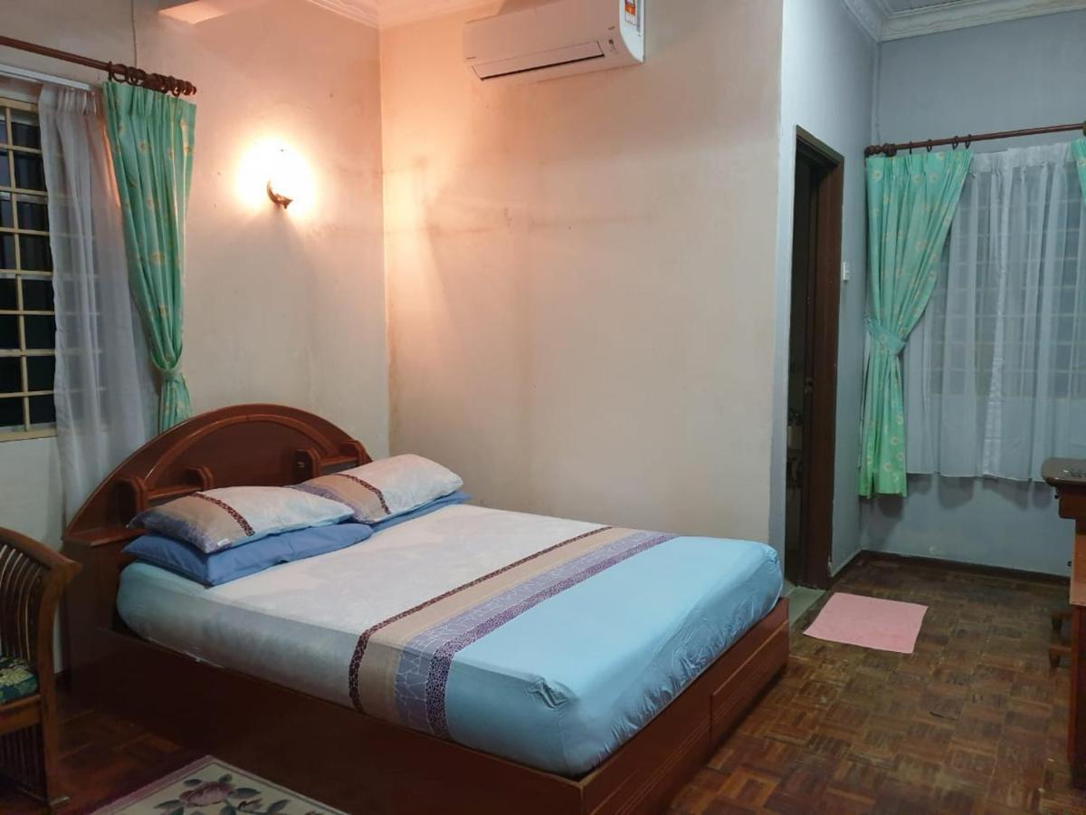 Lavender Impian Homestay カジャン エクステリア 写真
