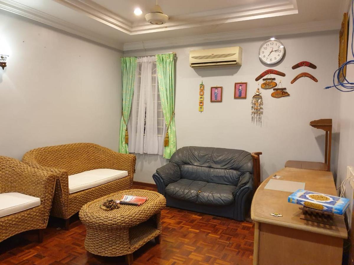 Lavender Impian Homestay カジャン エクステリア 写真
