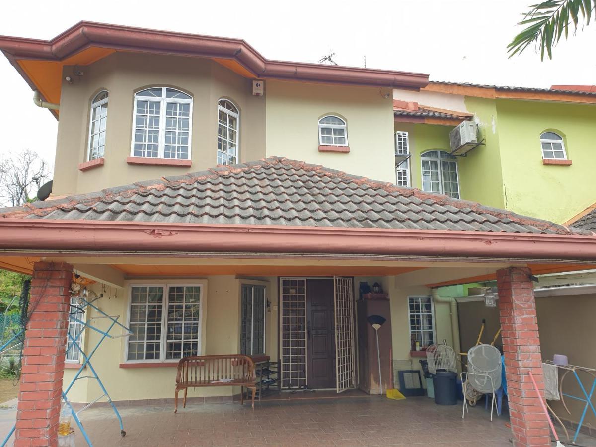 Lavender Impian Homestay カジャン エクステリア 写真